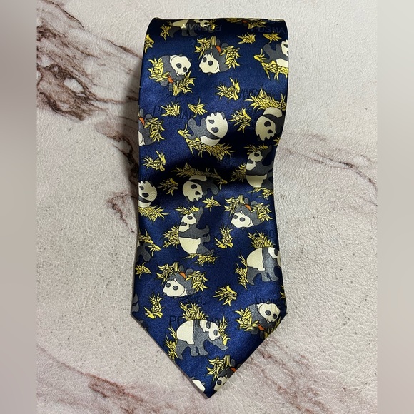 Gold City Tie Handmade Men Tie Neck Tie 100% Silk Classic Length Panda Print. - Picture 1 of 6